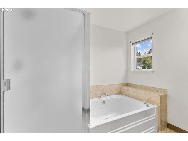 5392 N St, Washougal, WA 98671
