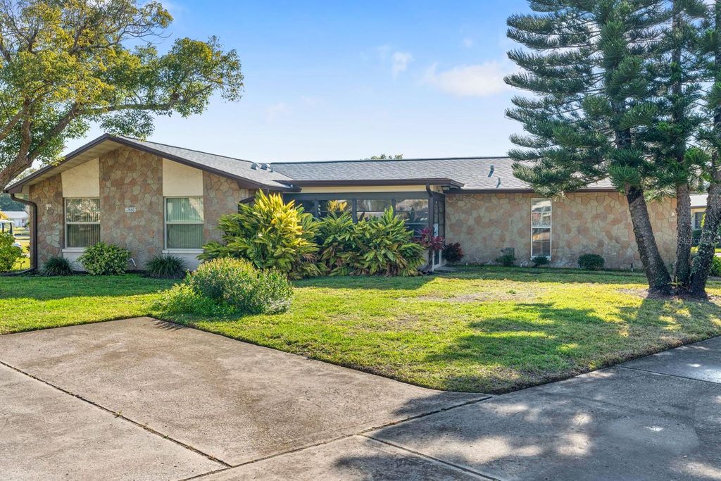 2850 HIGHLANDS BOULEVARD A, Palm Harbor, FL 34684