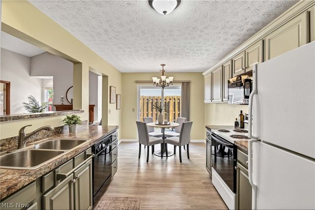 31170 Lily Lane, North Olmsted, OH 44070