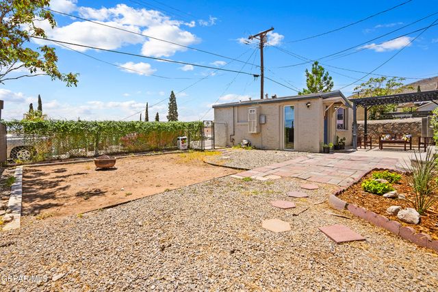 2718 SILVER Avenue B, El Paso, TX 79930