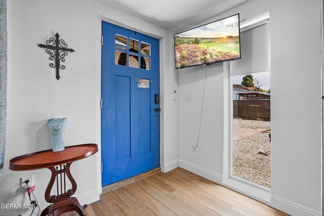 2718 SILVER Avenue B, El Paso, TX 79930
