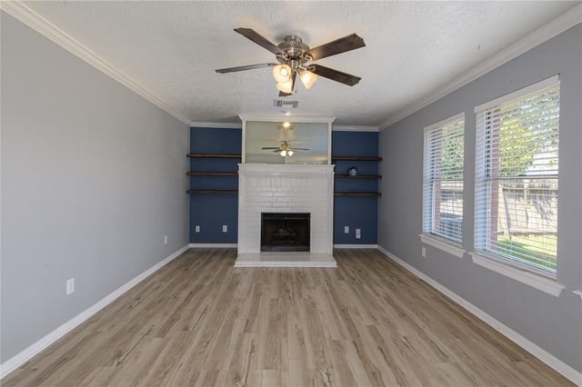14831 Saint Cloud Drive, Houston, TX 77062