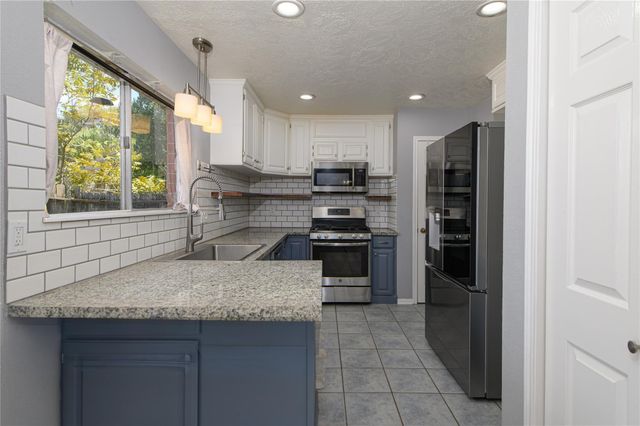 14831 Saint Cloud Drive, Houston, TX 77062