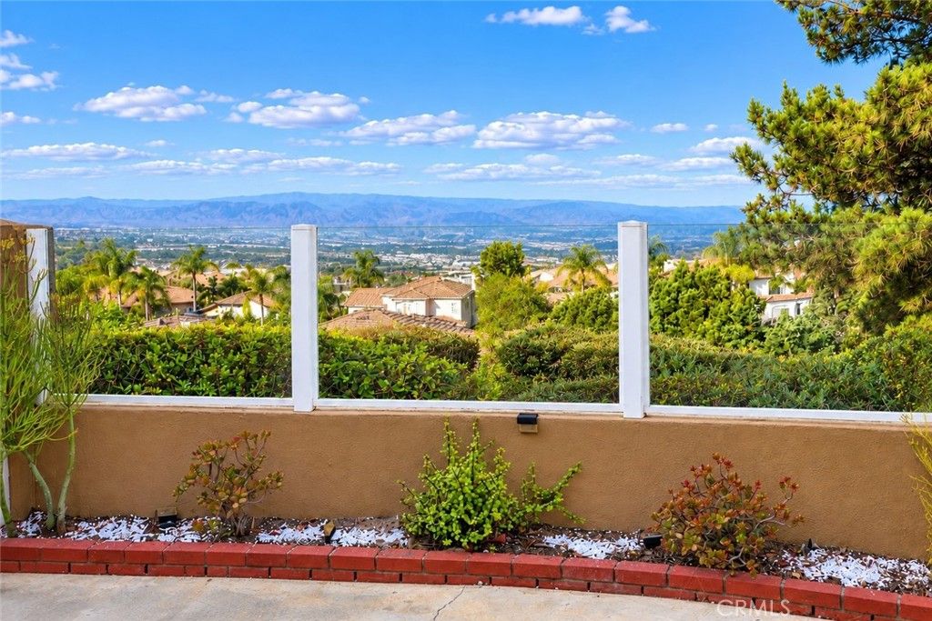 19381 Cascade Drive, Lake Forest, CA 92679 — exterior