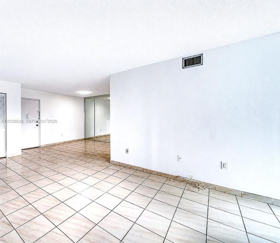 9440 W Flagler Street 205, Miami, FL 33174