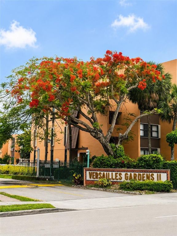 9440 W Flagler Street 205, Miami, FL 33174