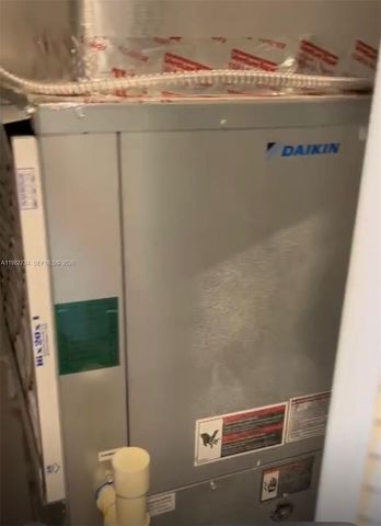 159 NE 6th St 1804, Miami, FL 33132