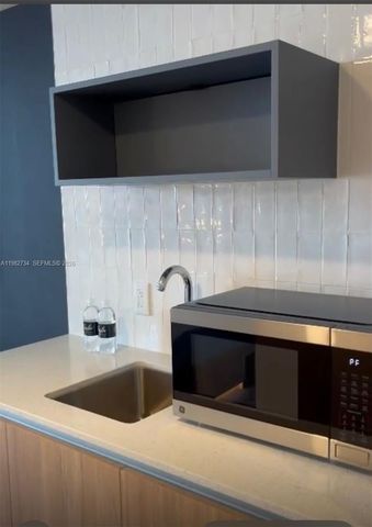 159 NE 6th St 1804, Miami, FL 33132