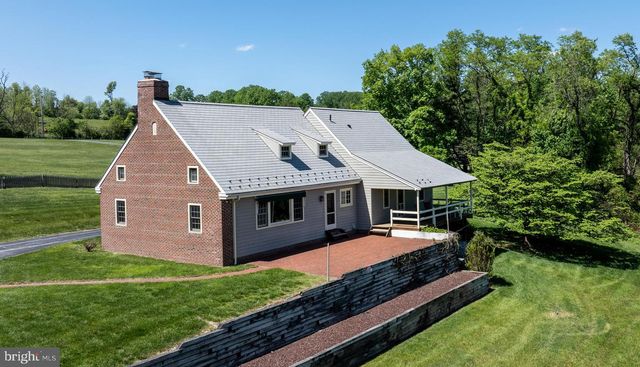 1420 STREET RD, Chester Springs, PA 19425