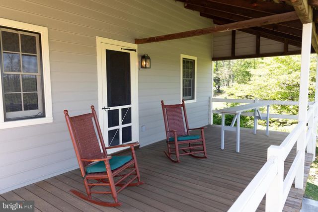 1420 STREET RD, Chester Springs, PA 19425