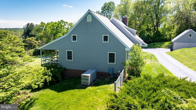 1420 STREET RD, Chester Springs, PA 19425