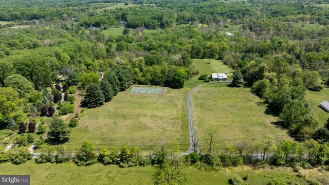 1420 STREET RD, Chester Springs, PA 19425