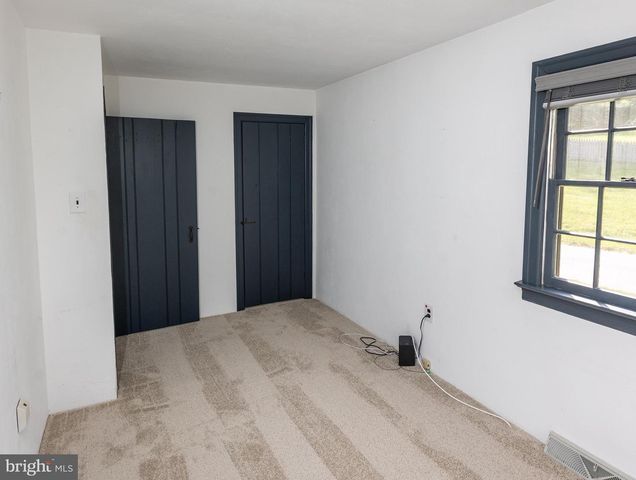 1420 STREET RD, Chester Springs, PA 19425