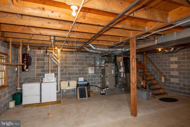1420 STREET RD, Chester Springs, PA 19425