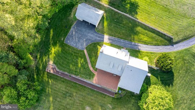 1420 STREET RD, Chester Springs, PA 19425