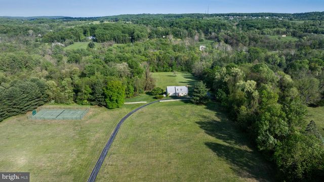 1420 STREET RD, Chester Springs, PA 19425