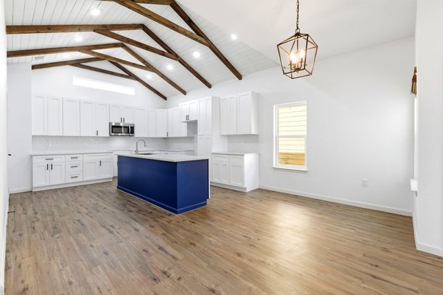 2326 Bernardo De Galvez, Galveston, TX 77550