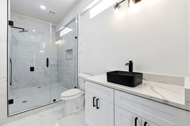 2326 Bernardo De Galvez, Galveston, TX 77550
