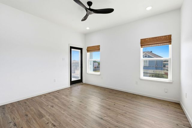2326 Bernardo De Galvez, Galveston, TX 77550