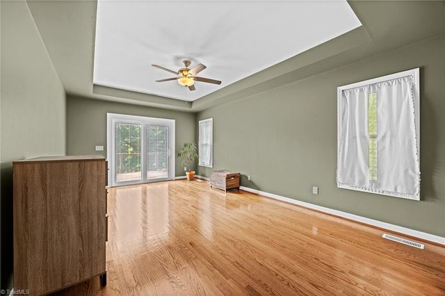 145 Savannah Court, Advance, NC 27006