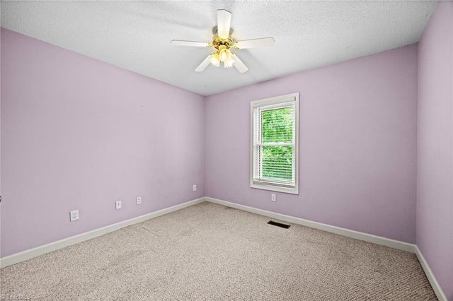 145 Savannah Court, Advance, NC 27006
