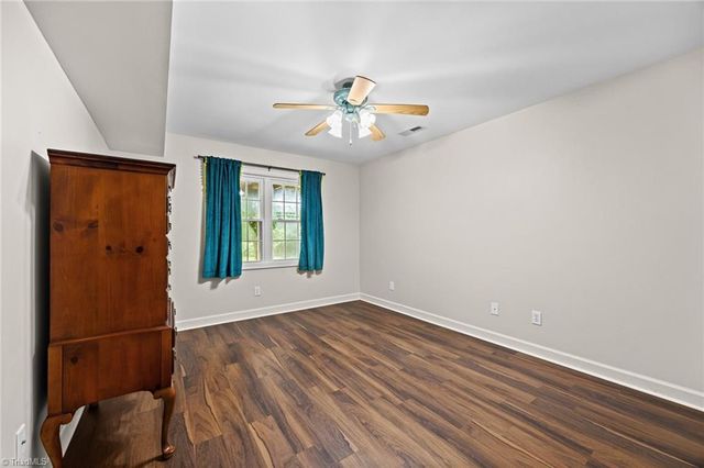 145 Savannah Court, Advance, NC 27006