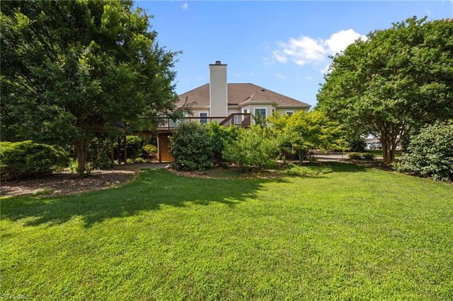 145 Savannah Court, Advance, NC 27006
