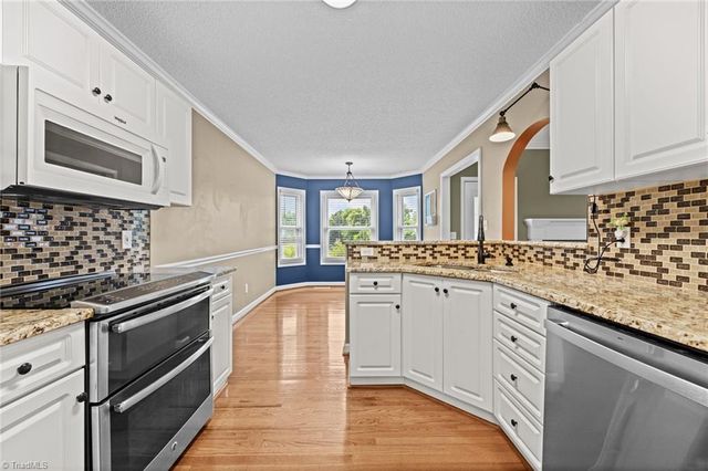145 Savannah Court, Advance, NC 27006