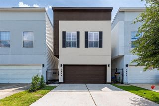 1834 Woodvine Drive, Houston, TX 77055