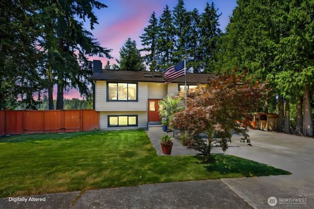 13305 115th Avenue NE, Kirkland, WA 98034