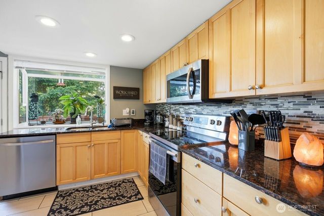 13305 115th Avenue NE, Kirkland, WA 98034