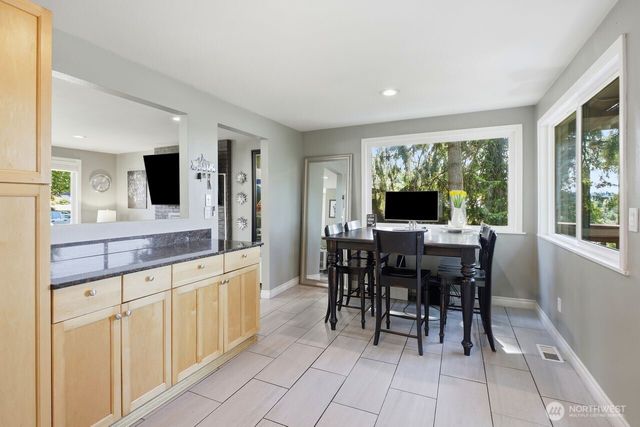 13305 115th Avenue NE, Kirkland, WA 98034