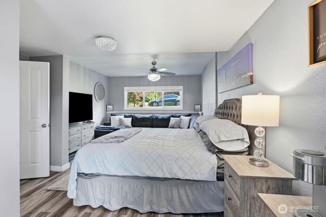 13305 115th Avenue NE, Kirkland, WA 98034