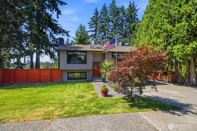 13305 115th Avenue NE, Kirkland, WA 98034