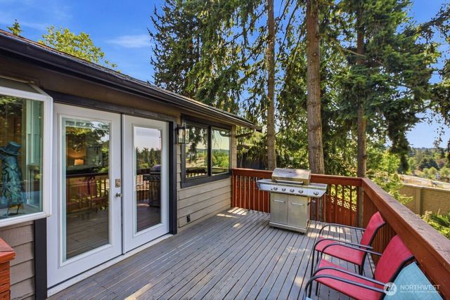 13305 115th Avenue NE, Kirkland, WA 98034