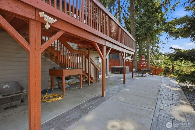 13305 115th Avenue NE, Kirkland, WA 98034