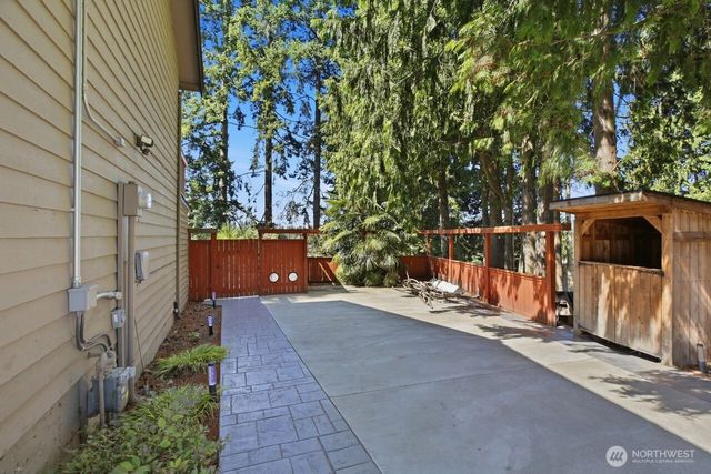13305 115th Avenue NE, Kirkland, WA 98034