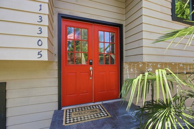13305 115th Avenue NE, Kirkland, WA 98034