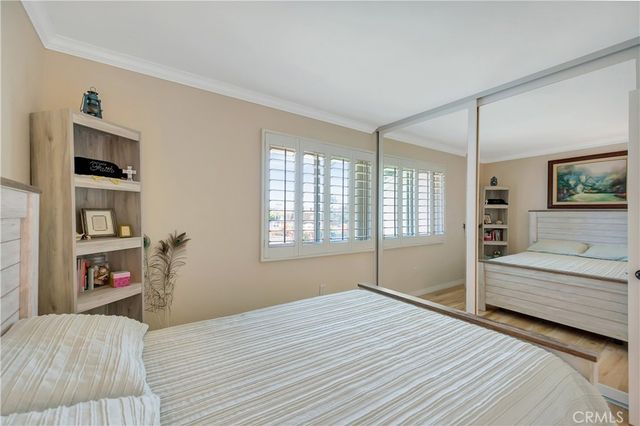 8566 19-G Van Ness Court, Huntington Beach, CA 92646