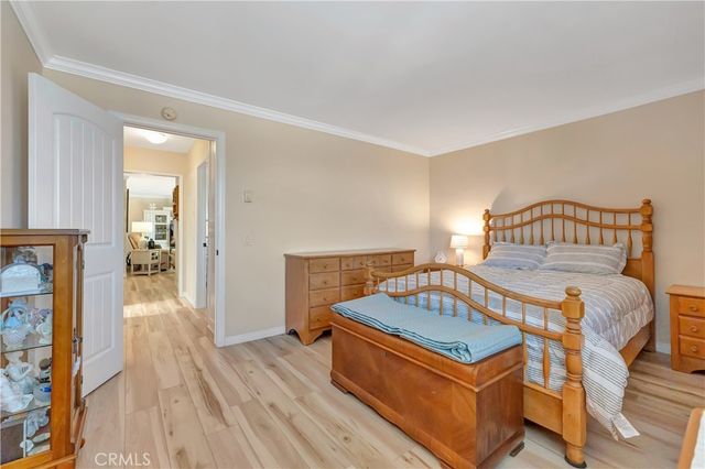 8566 19-G Van Ness Court, Huntington Beach, CA 92646