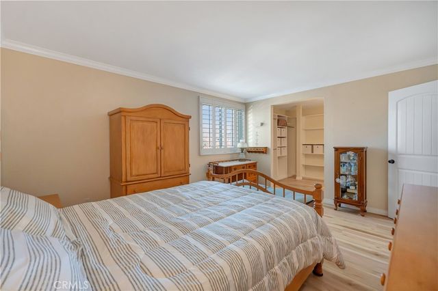 8566 19-G Van Ness Court, Huntington Beach, CA 92646