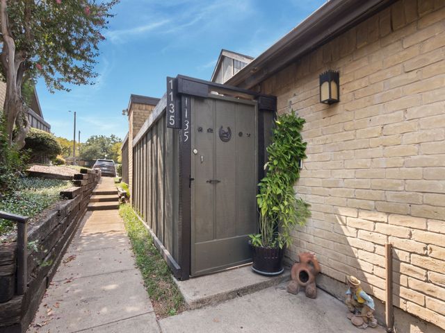 4655 Country Creek Drive 1135, Dallas, TX 75236