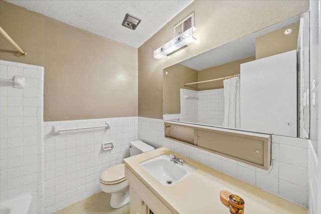 875 S Yates Rd Apt 4, Memphis, TN 38120
