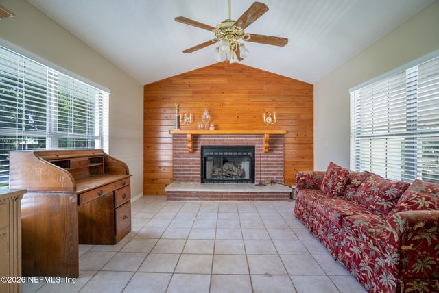 542106 LEM TURNER Road, Callahan, FL 32011