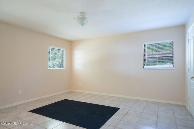 542106 LEM TURNER Road, Callahan, FL 32011
