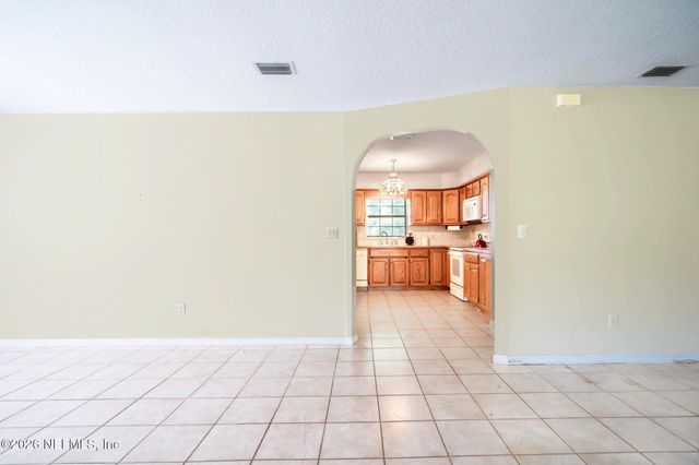 542106 LEM TURNER Road, Callahan, FL 32011