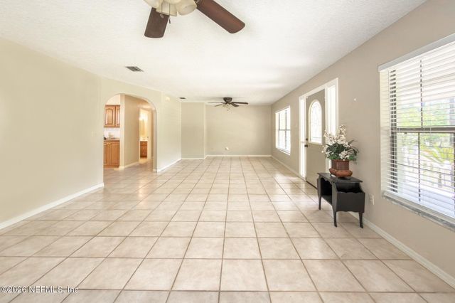 542106 LEM TURNER Road, Callahan, FL 32011