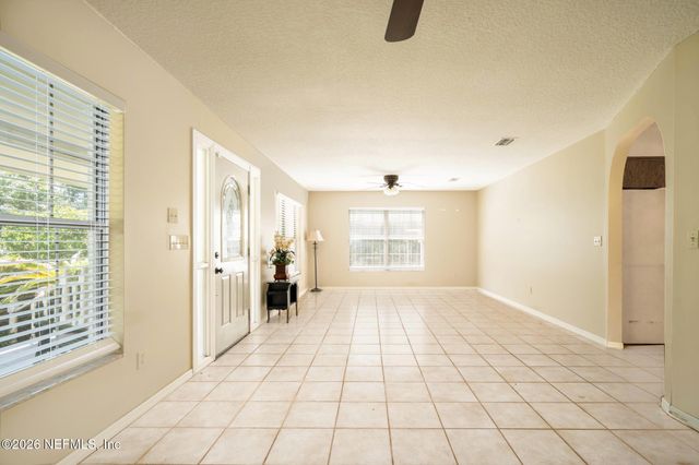 542106 LEM TURNER Road, Callahan, FL 32011