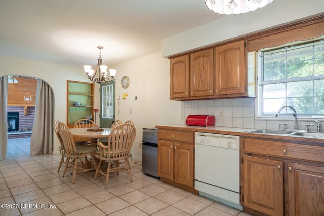 542106 LEM TURNER Road, Callahan, FL 32011