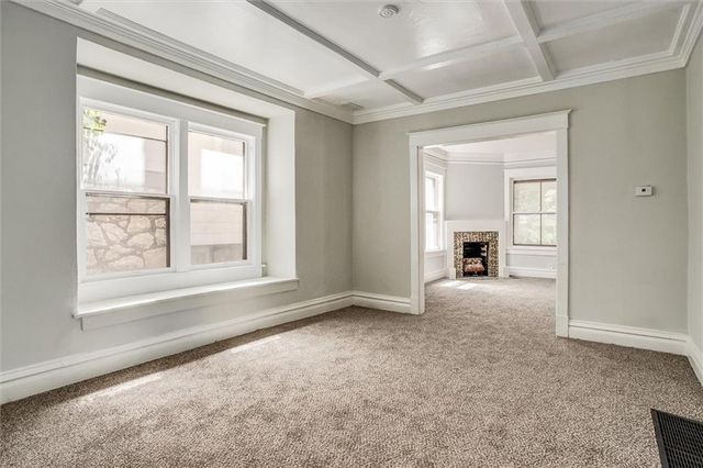 3222 E 28th Street, Kansas City, MO 64128